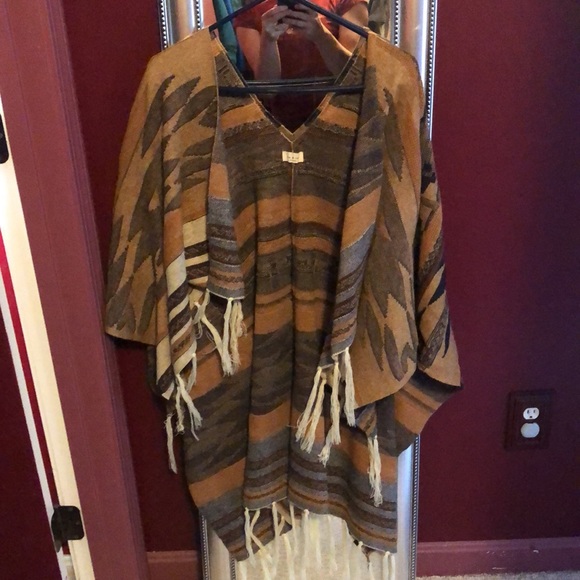 Cozy Boho Shawl - Picture 2 of 7